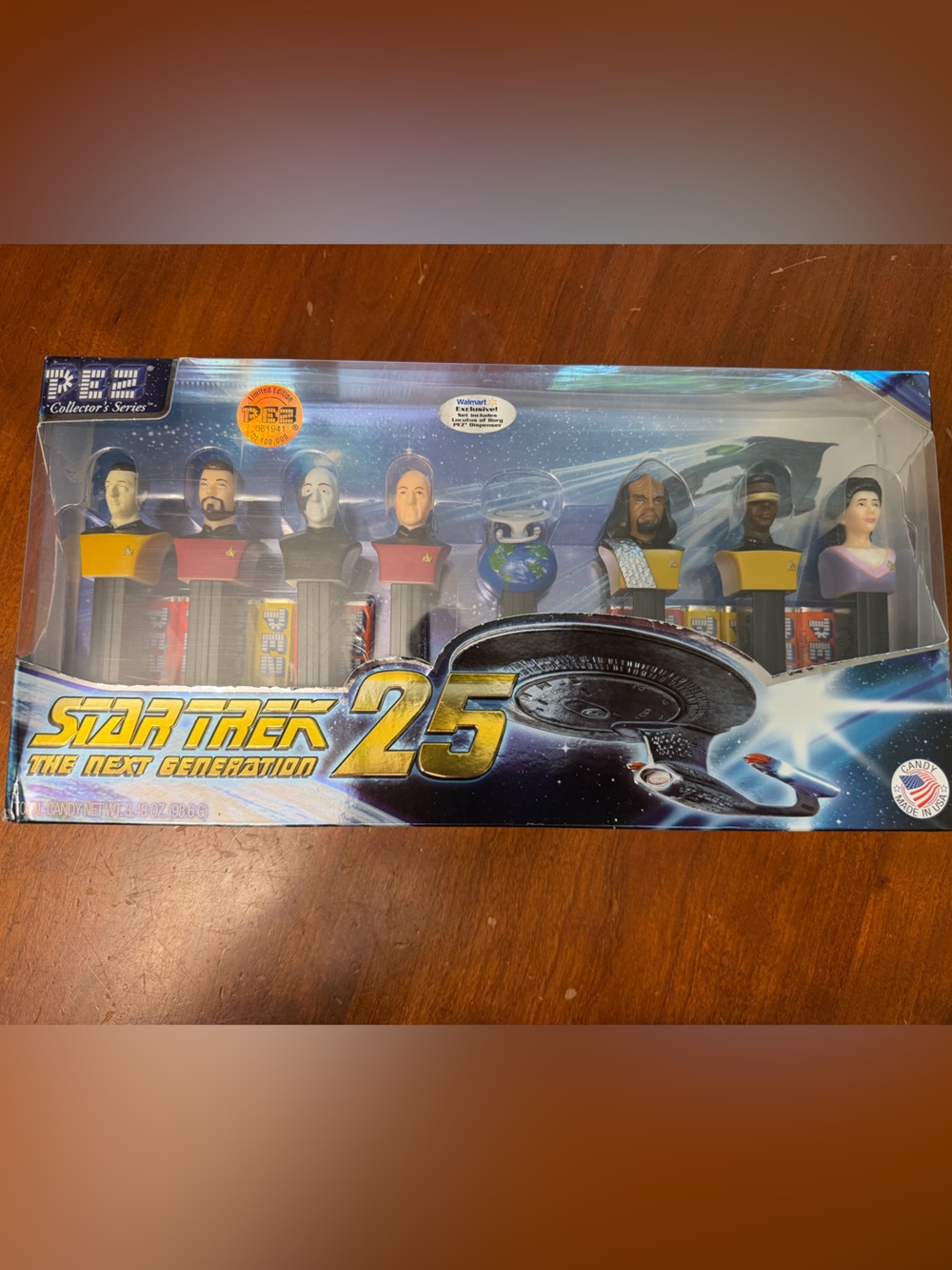Star Trek The Next Generation 25 Pez dispenser set with 8 characters